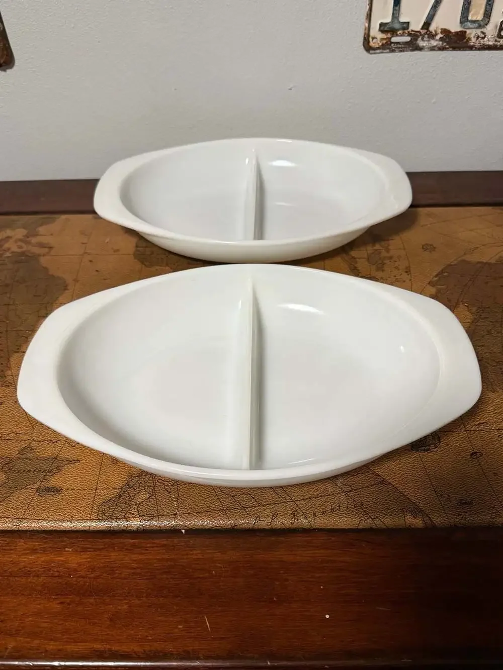 Set of 2 Vintage Pyrex 1063 White Milk Glass 1.5 Qt Divided Casserole Baking Dis